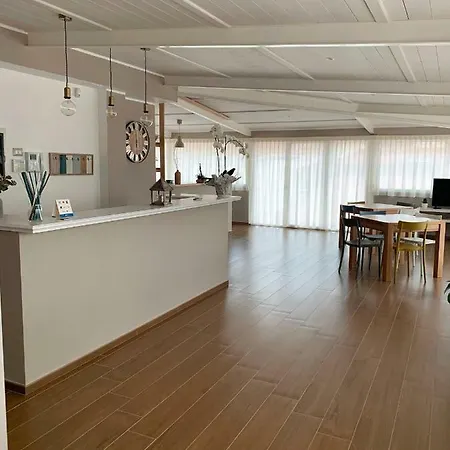 Tempio Aurora Affittacamere San Costantino Albanese