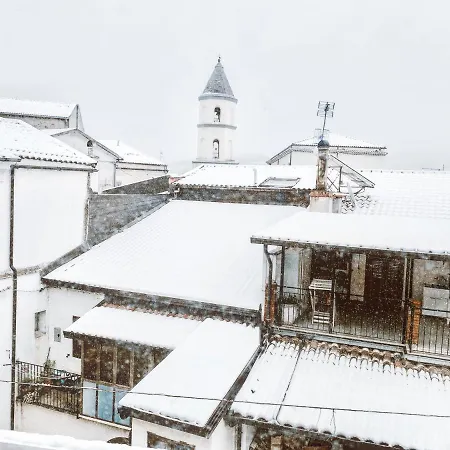 Tempio Aurora Affittacamere San Costantino Albanese