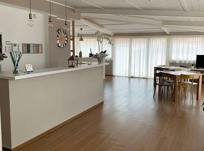 Tempio Aurora Affittacamere San Costantino Albanese